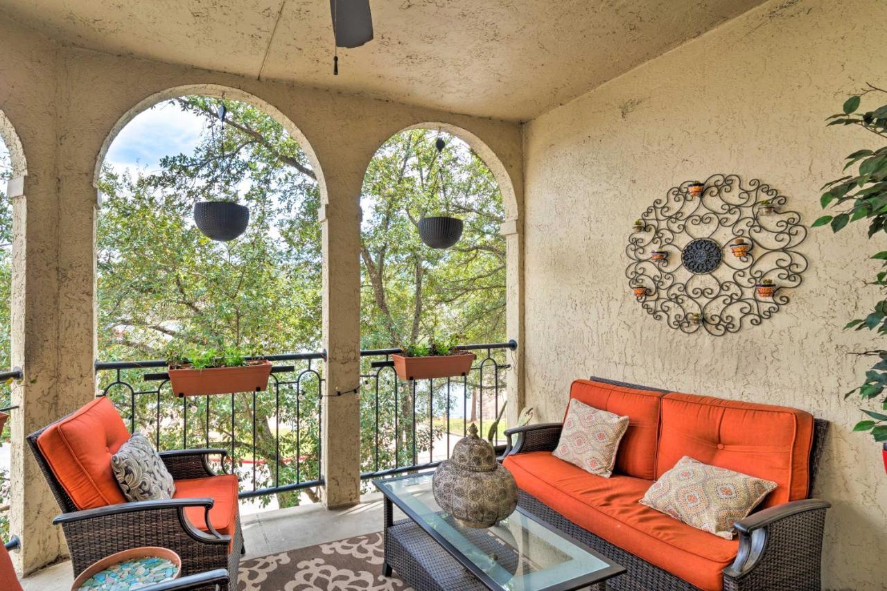 Lakefront Lago Vista Condo With Resort Amenities! Eksteriør billede